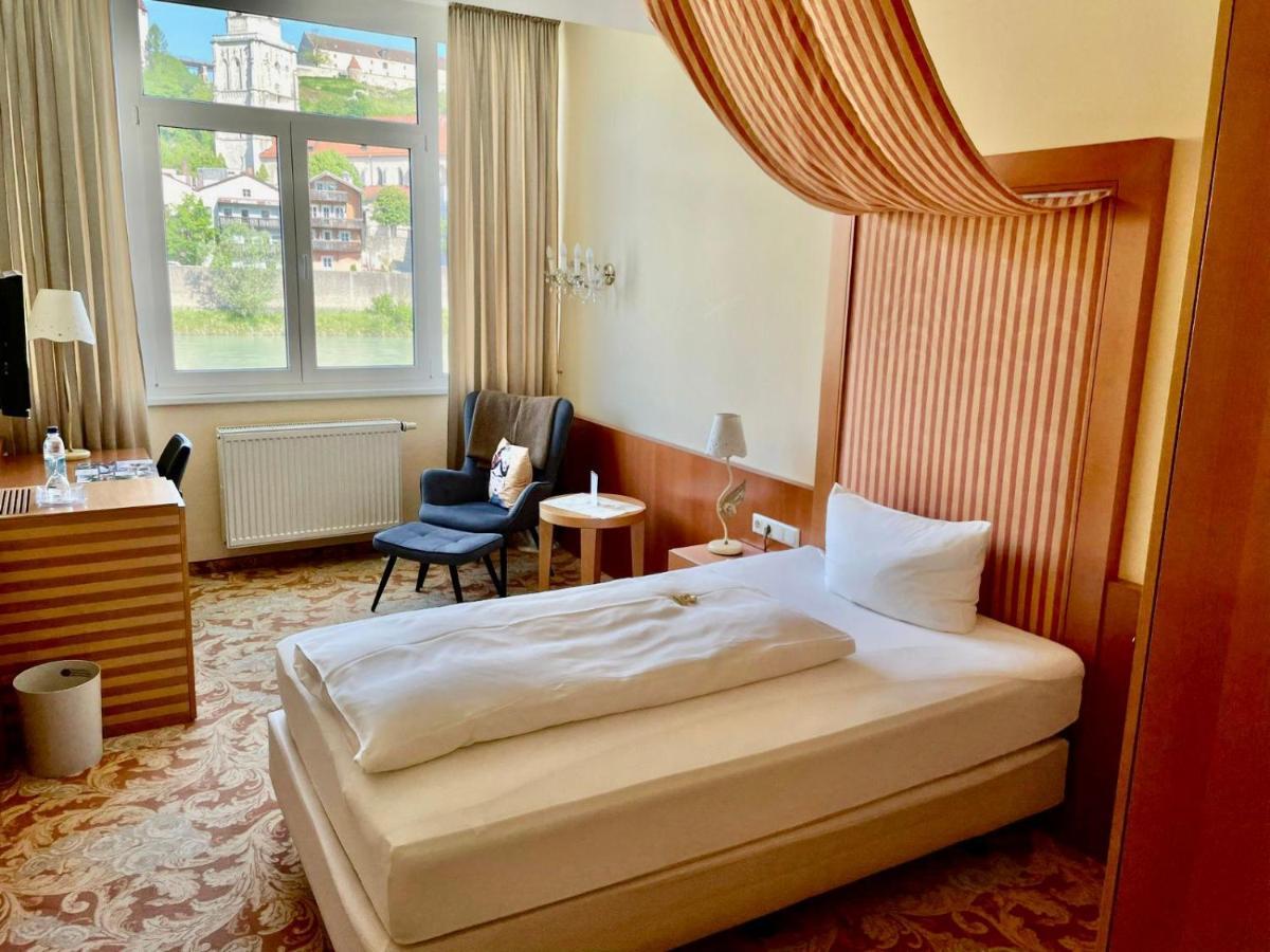 Hotel Burgblick Hochburg-Ach Bagian luar foto