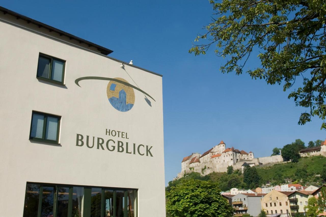 Hotel Burgblick Hochburg-Ach Bagian luar foto